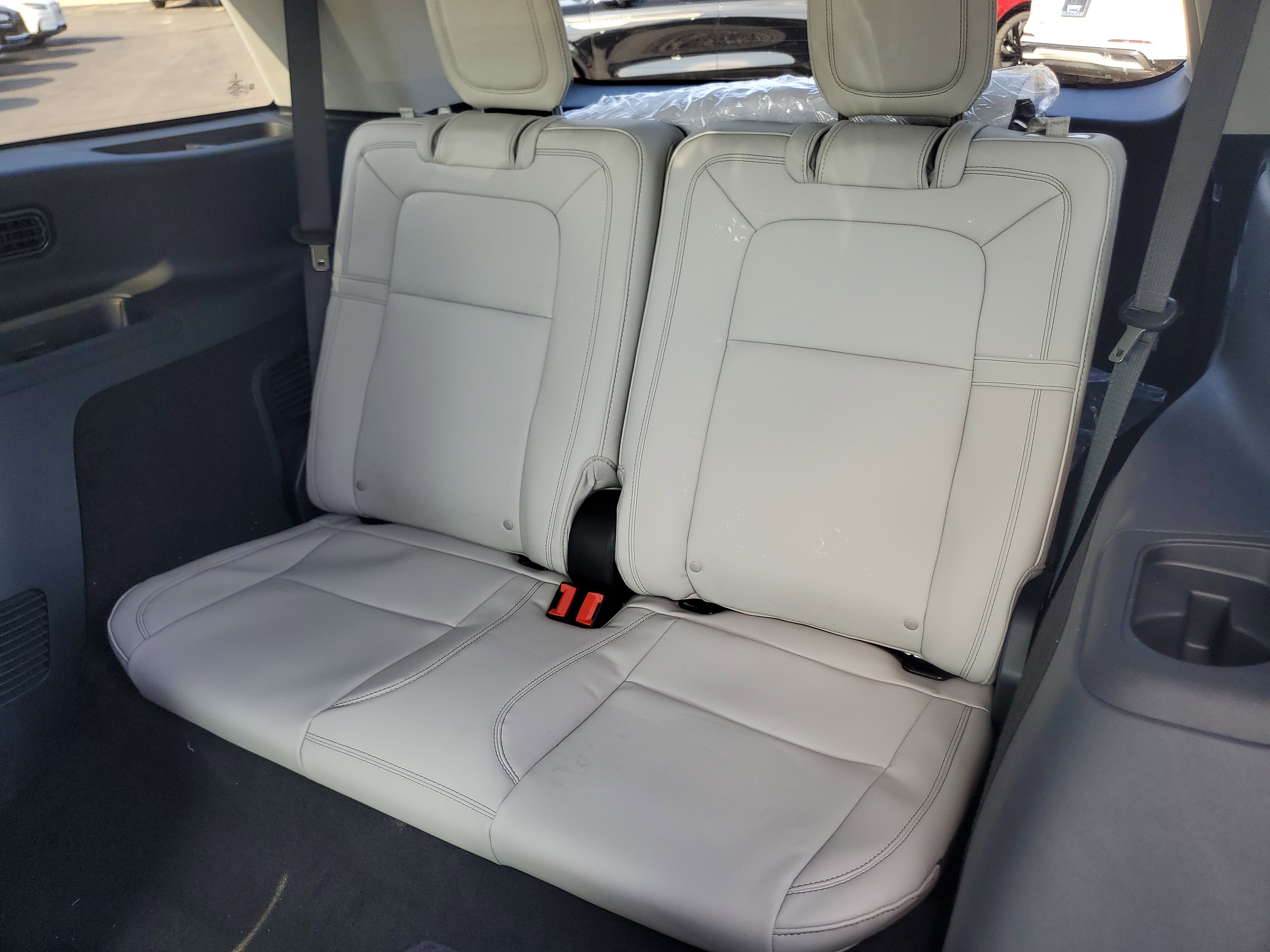 New 2026 Lincoln Aviator Reserve w/ Jet Appearance Package image 27