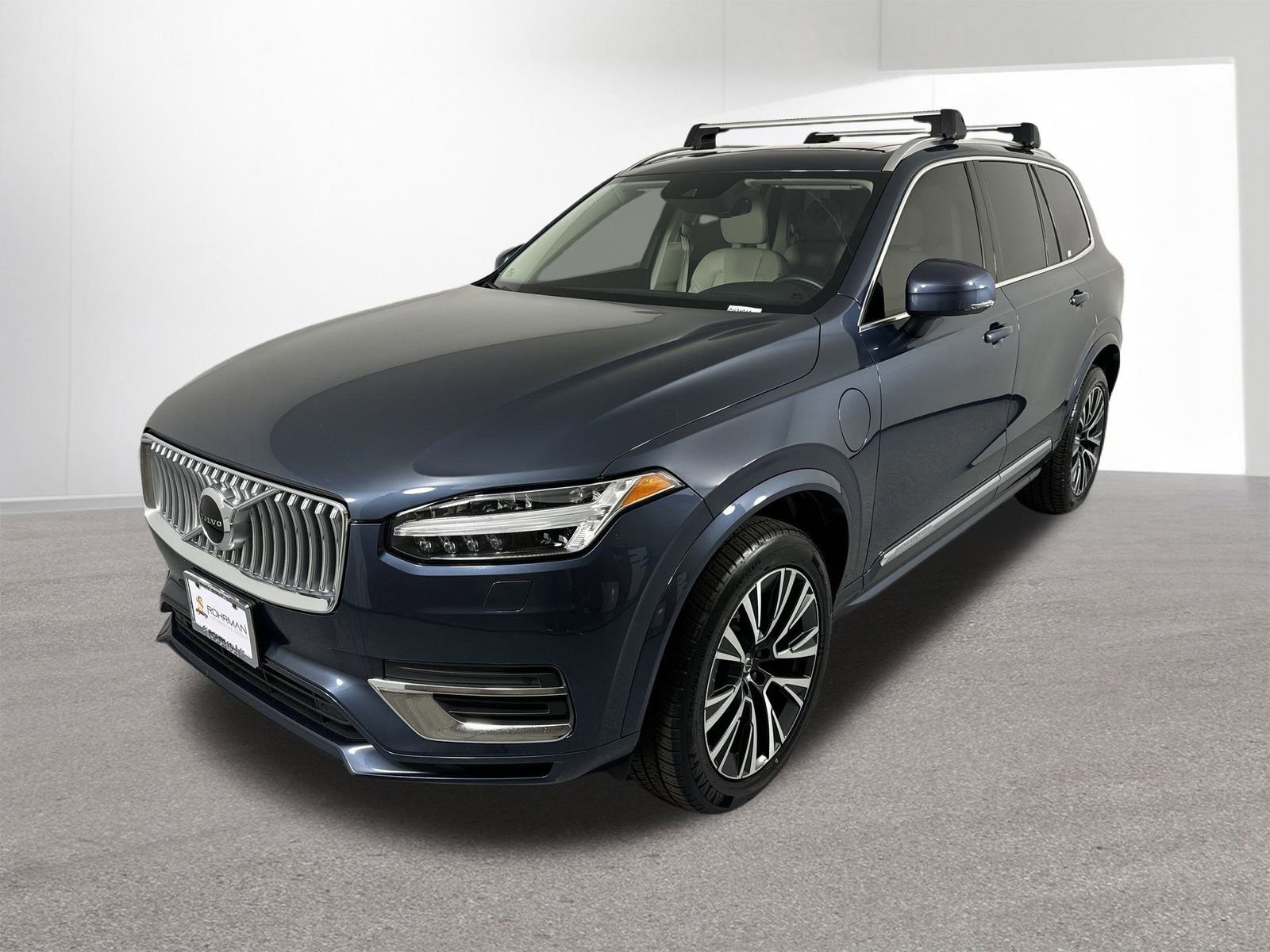 Used 2021 Volvo XC90 T8 Inscription Expression w/ Protection Package Premier image 26