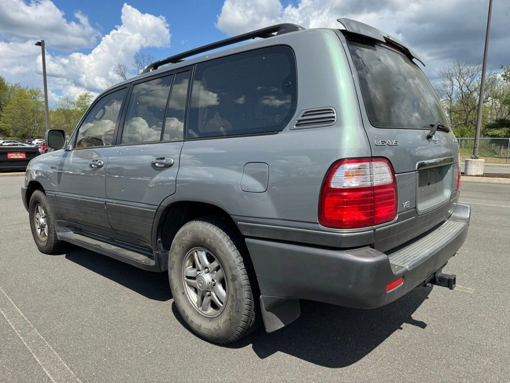 Used 2001 Lexus LX 470 4WD image 3