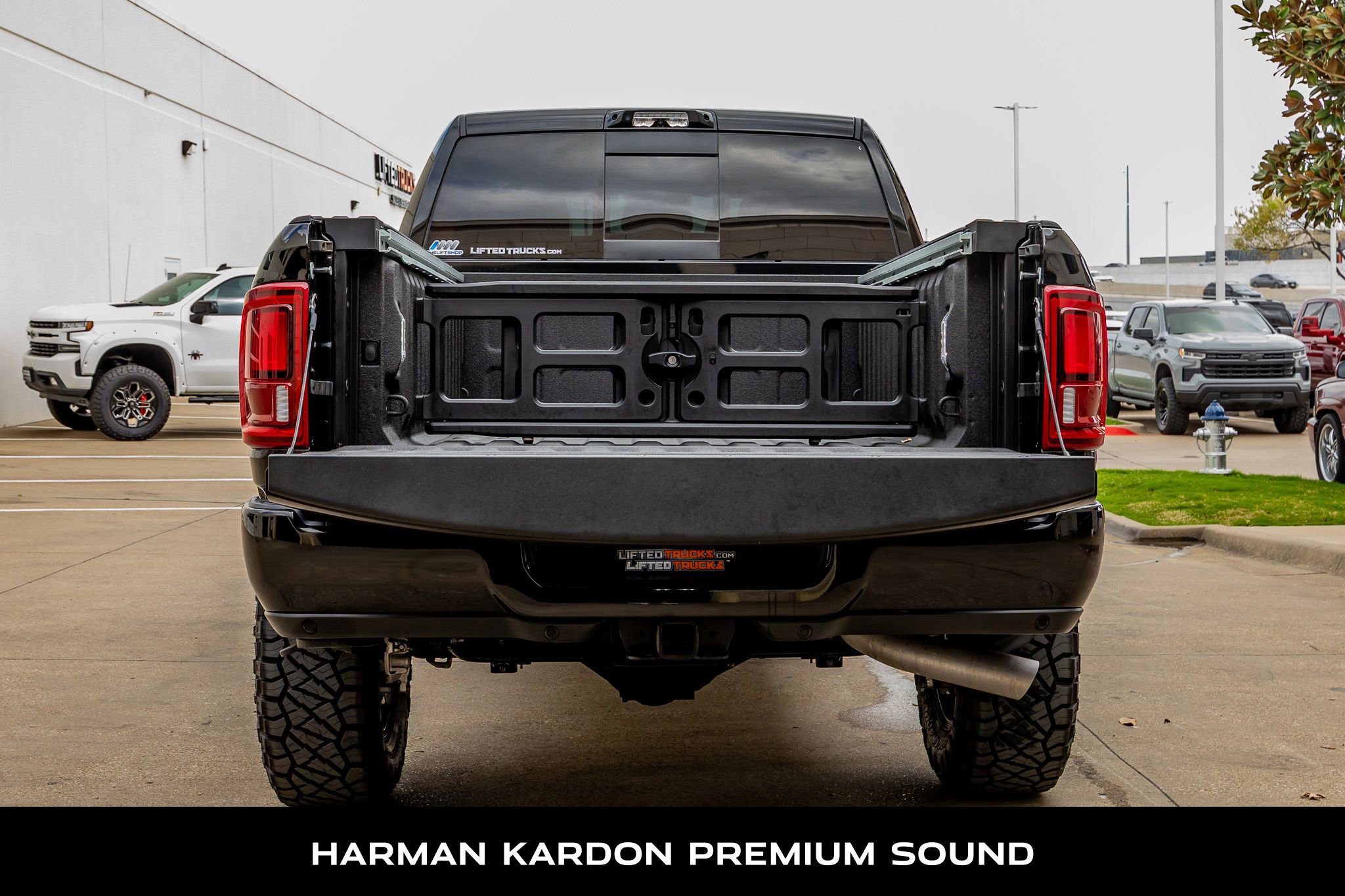 Used 2025 RAM 2500 Limited image 9