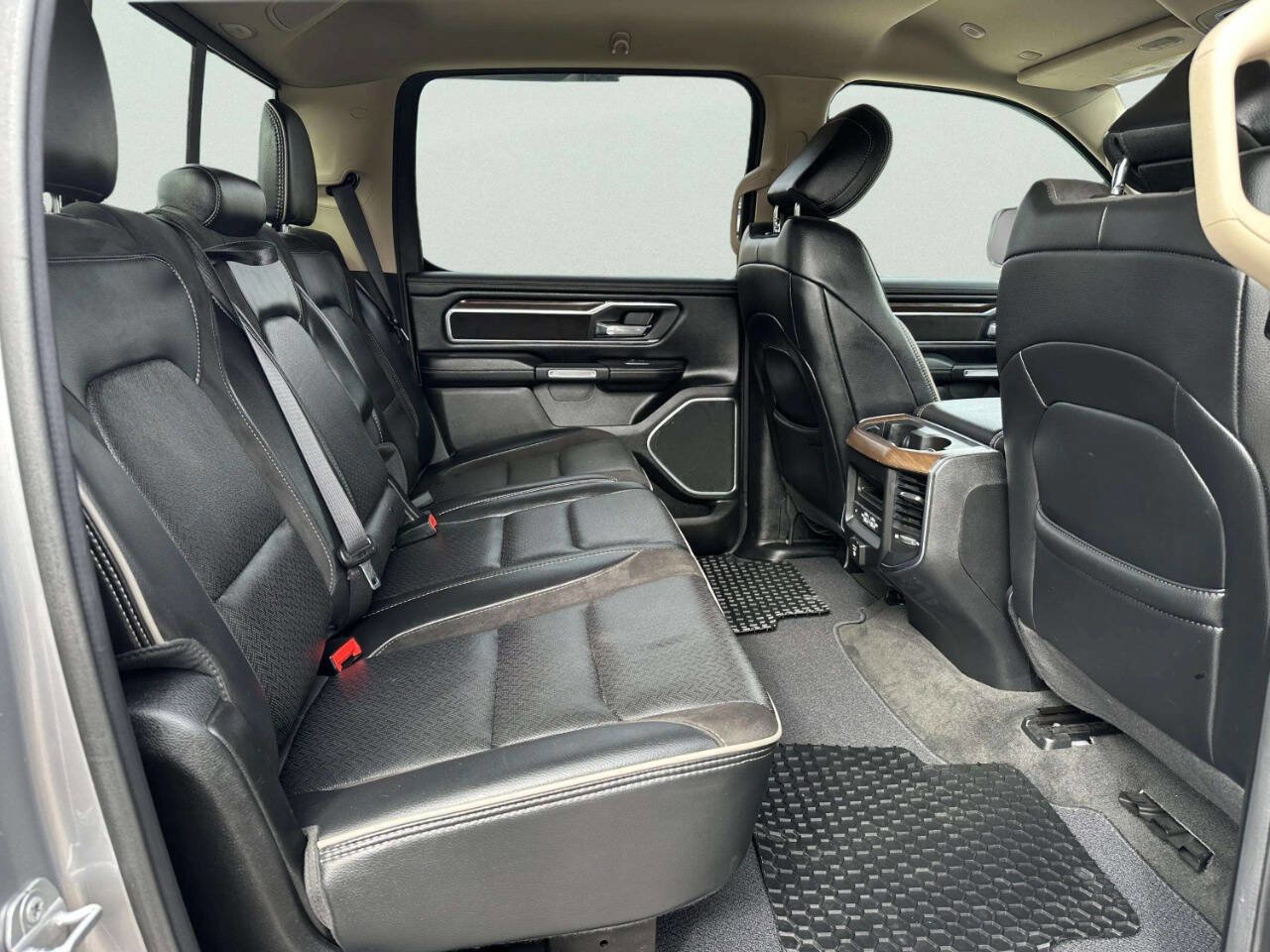 Used 2021 RAM 1500 Laramie image 17