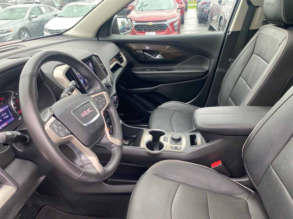 Used 2020 GMC Terrain Denali w/ Denali Premium Package AWD/4WD image 20