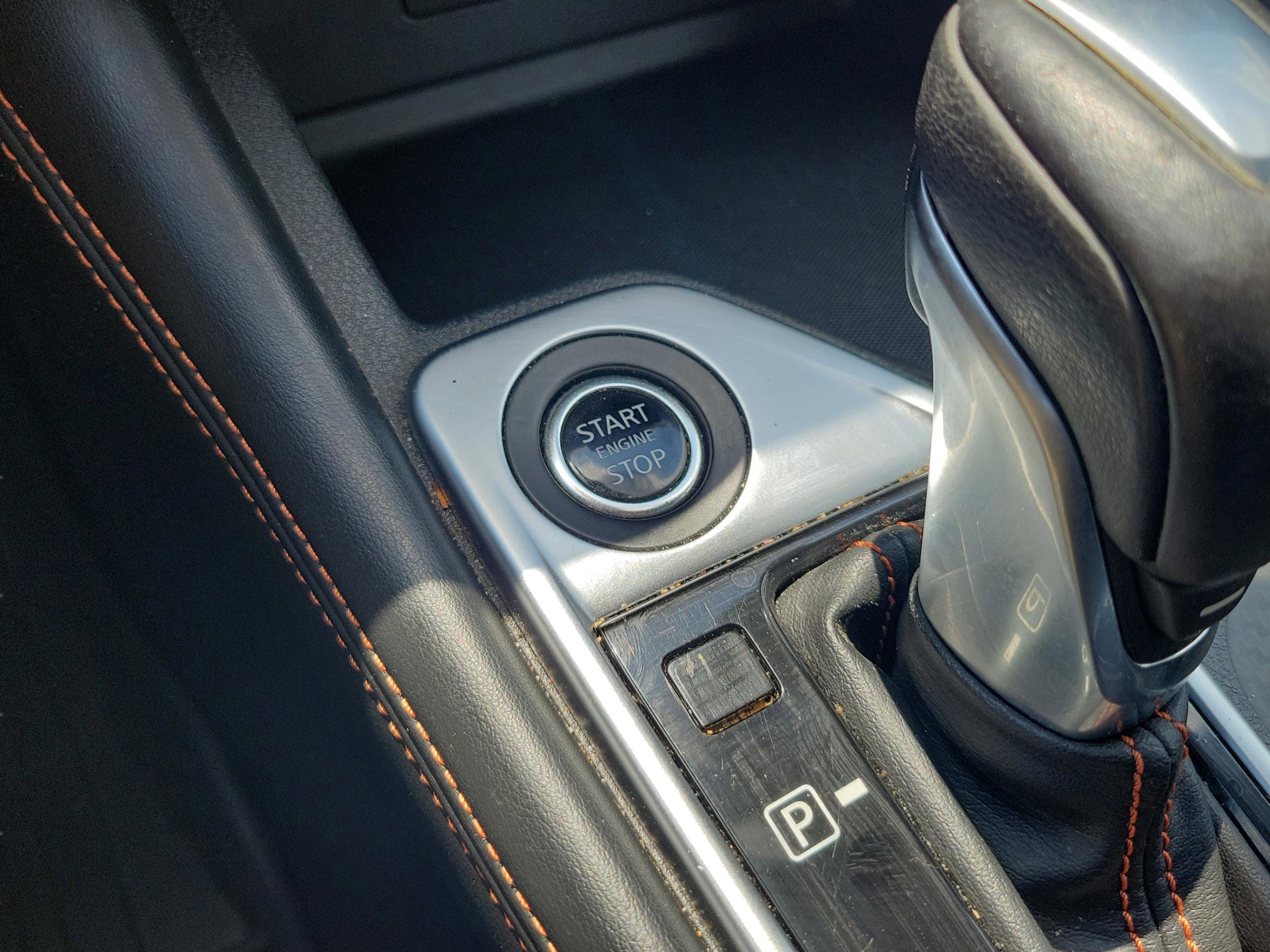 Used 2022 Nissan Sentra SR w/ Lighting Package FWD image 32