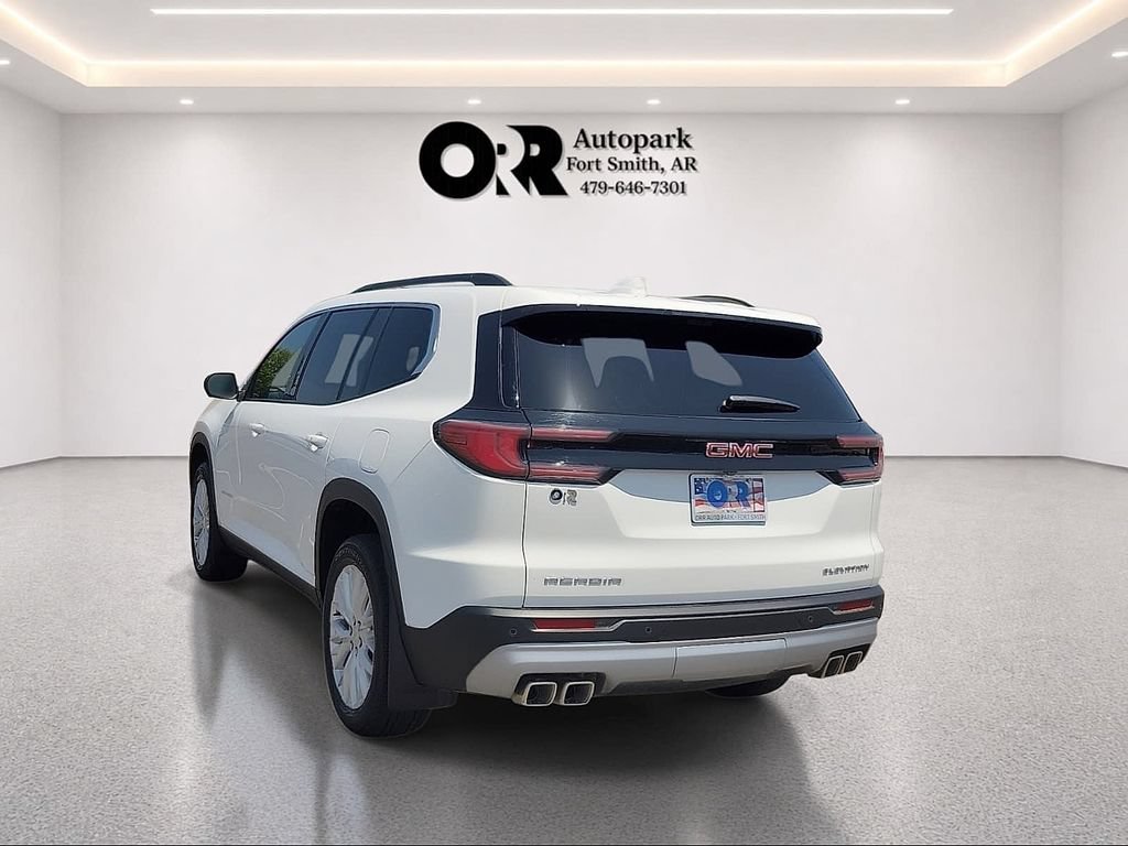 Used 2026 GMC Acadia Elevation w/ Elevation Premium Package FWD image 4