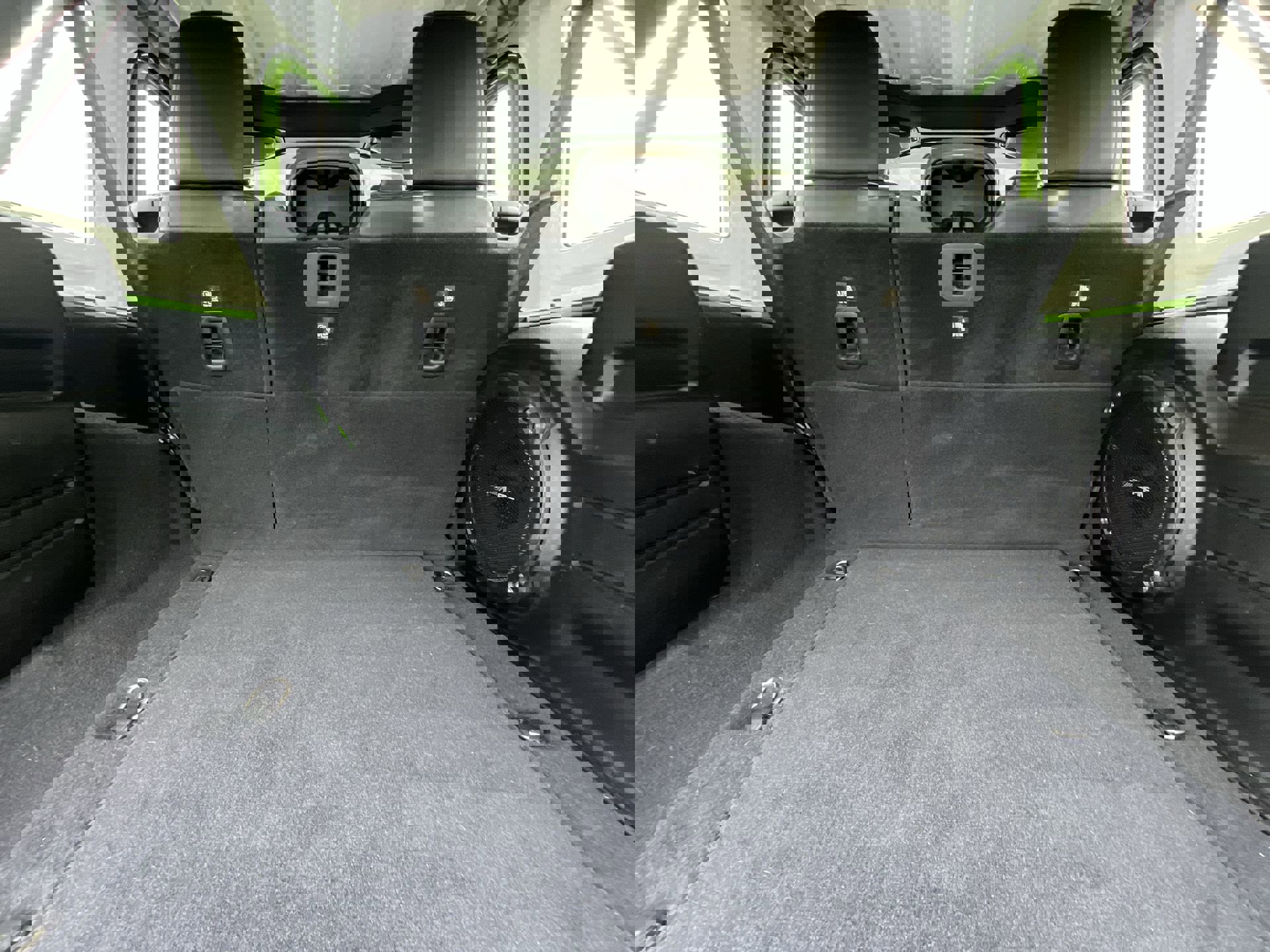 Used 2019 Jeep Wrangler Unlimited Rubicon w/ Uconnect 4C Nav & Sound Group image 27