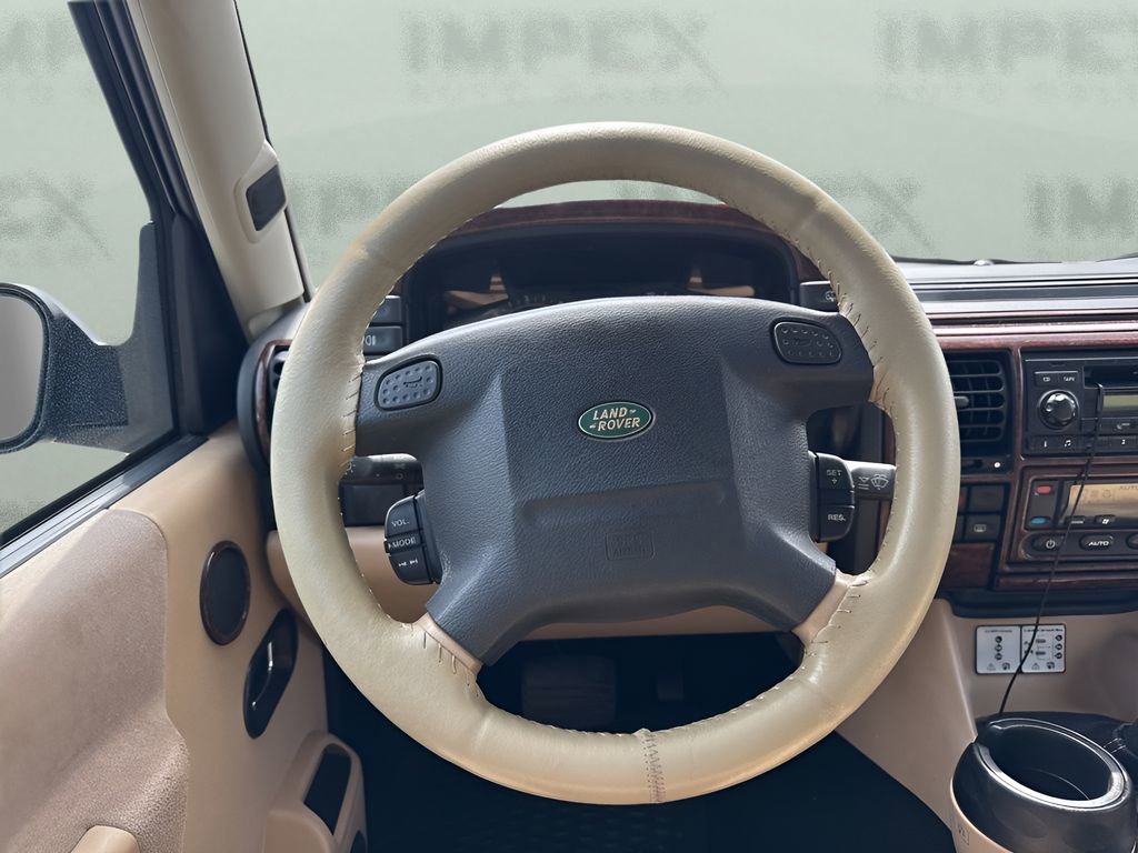 Used 2004 Land Rover Discovery SE image 15