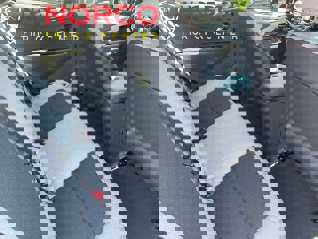 Used 2018 Chevrolet Bolt LT image 13