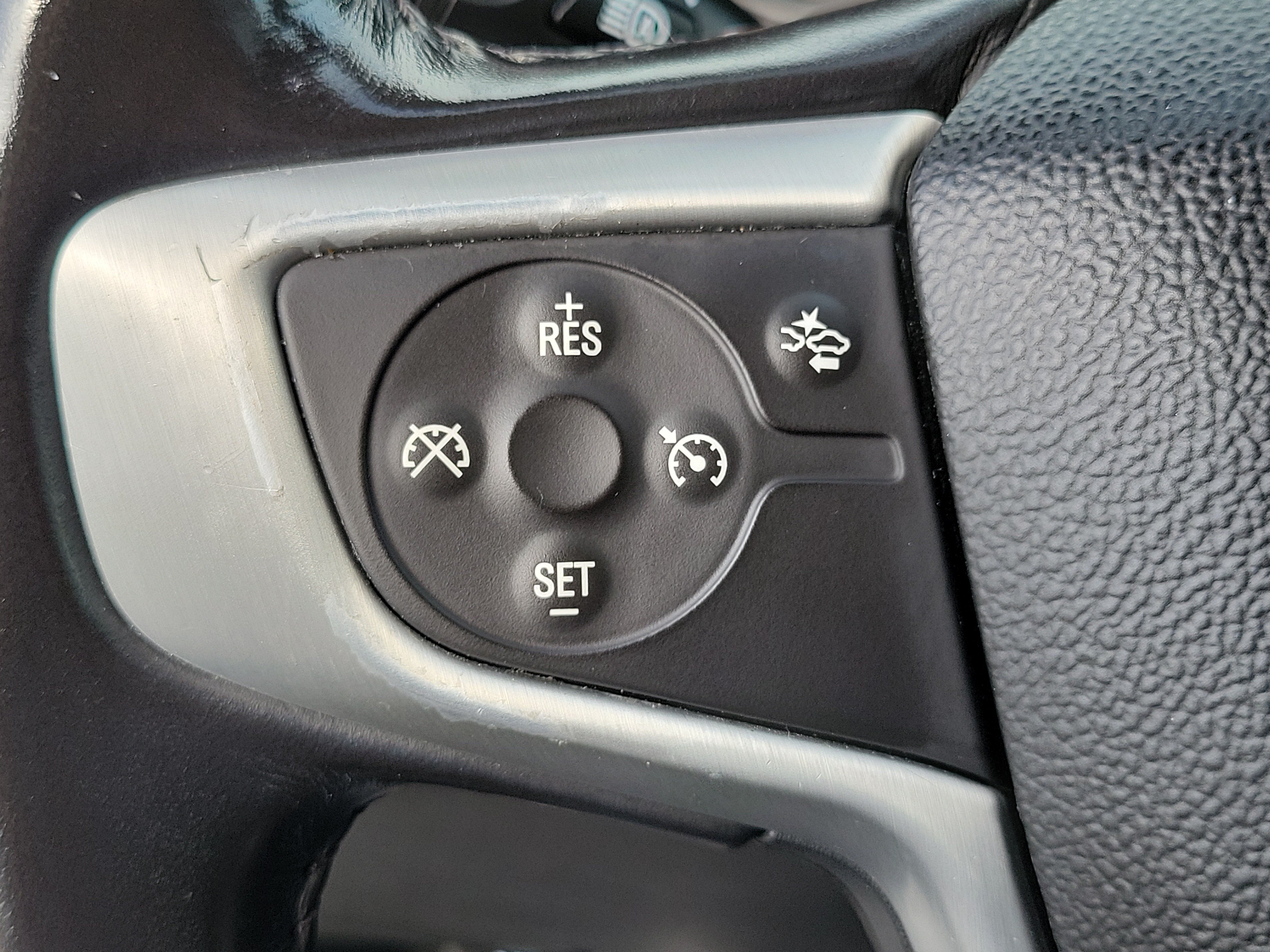 Used 2021 GMC Terrain SLE FWD image 21