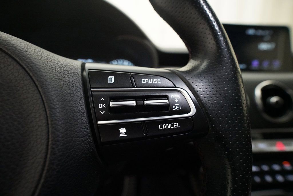 Used 2018 Kia Stinger GT2 image 19