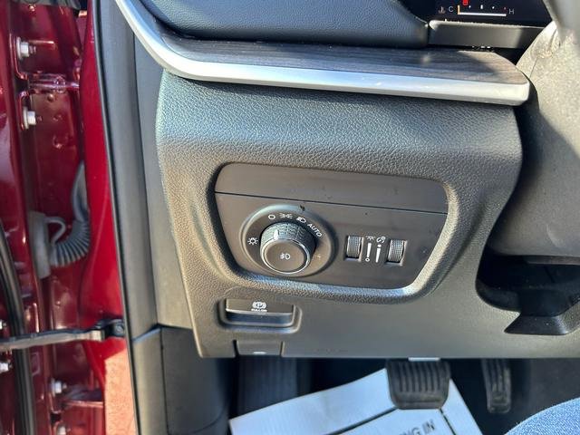 Used 2021 Jeep Grand Cherokee L Limited w/ Trailer Tow Group (B) image 24