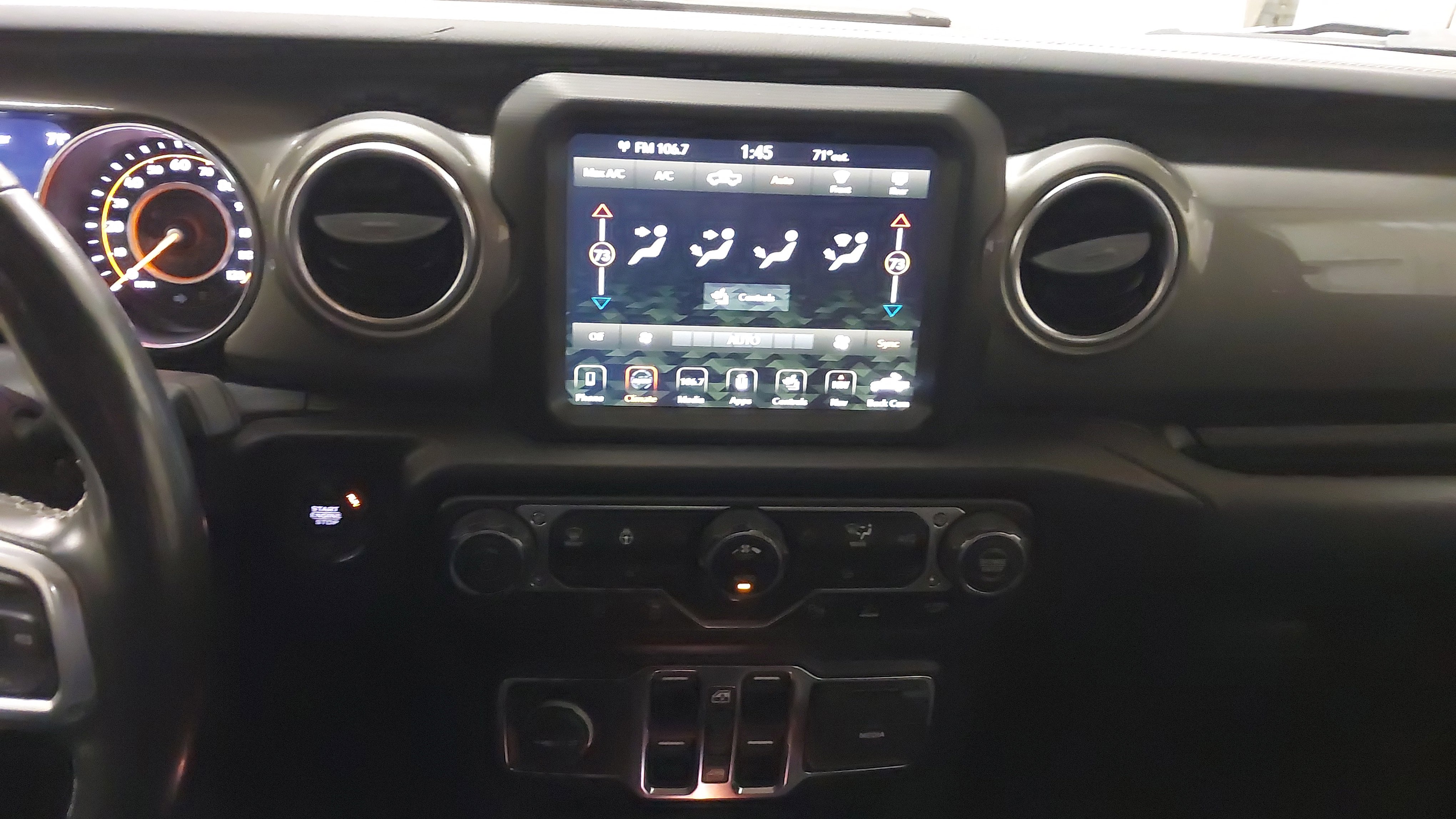 Used 2022 Jeep Gladiator Overland w/ LED Lighting Group AWD/4WD image 21
