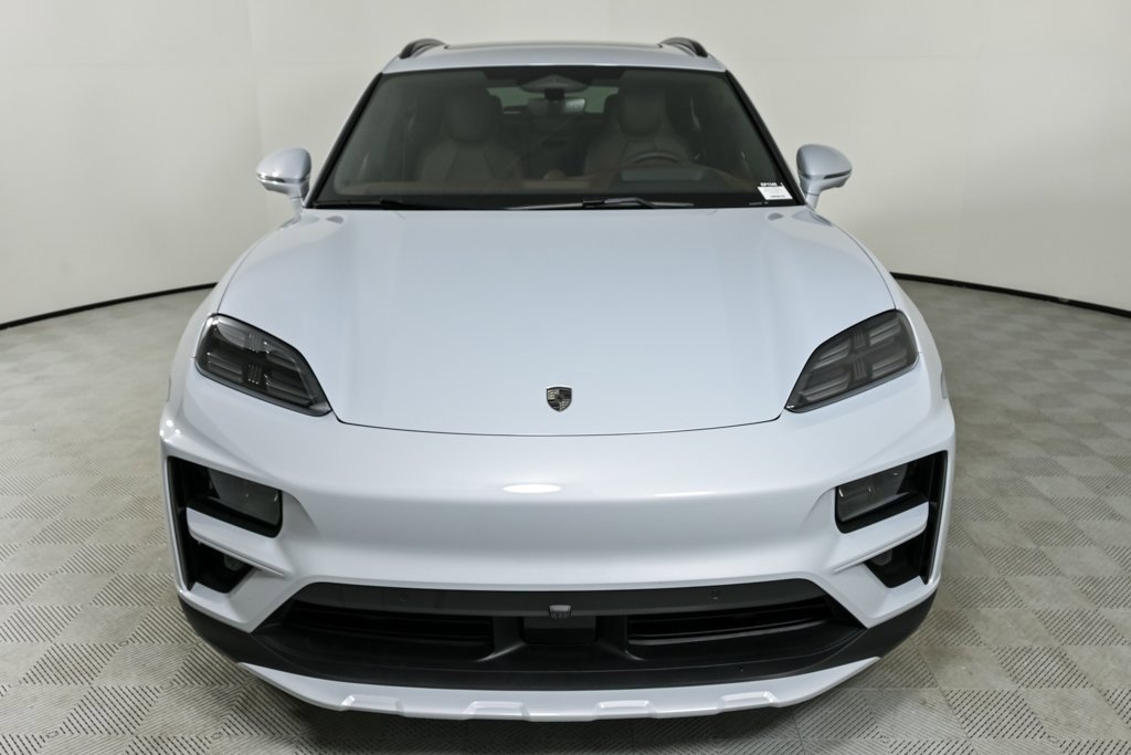 New 2025 Porsche Macan Turbo Electric image 38