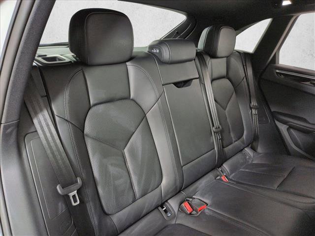 Certified 2025 Porsche Macan Turbo image 21