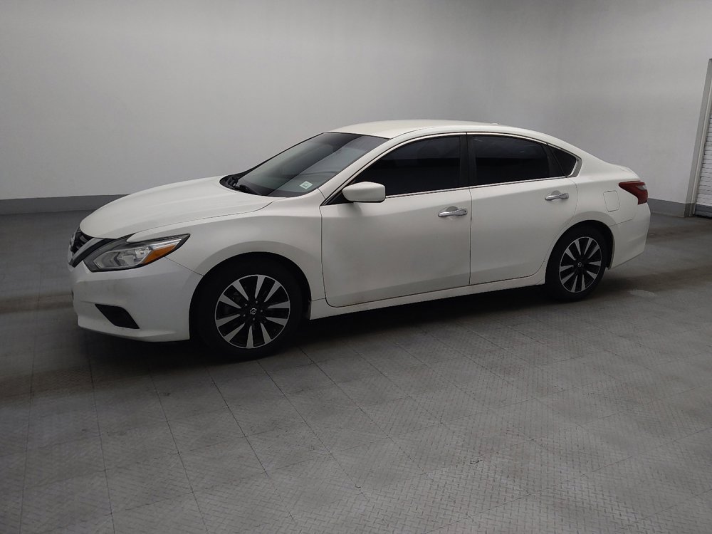 Used 2018 Nissan Altima 2.5 SV FWD image 2