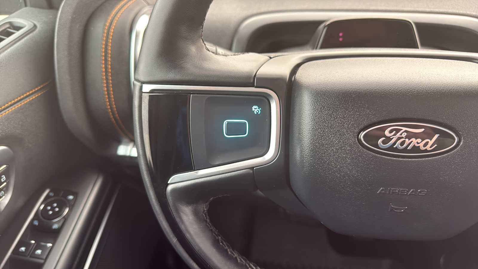 Certified 2025 Ford Expedition Tremor image 19