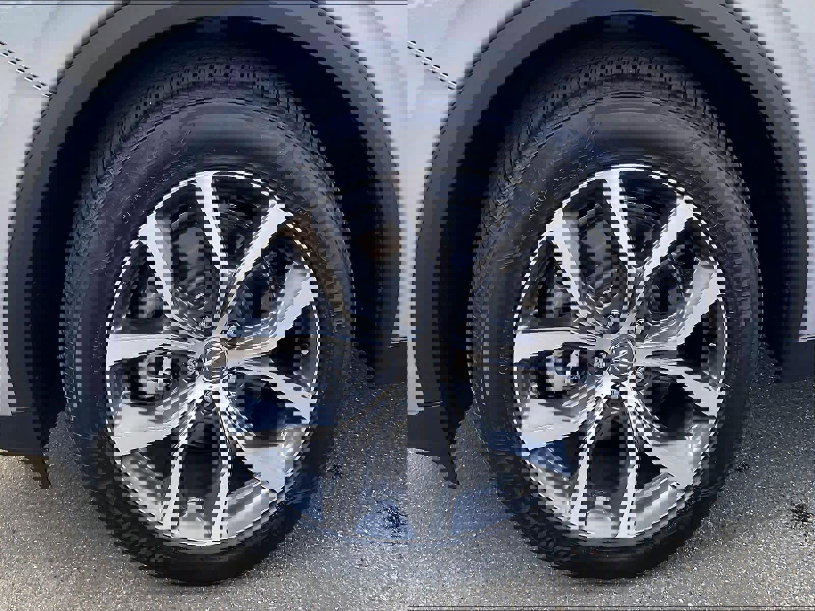 Used 2023 Acura MDX SH-AWD w/ Technology Package image 12