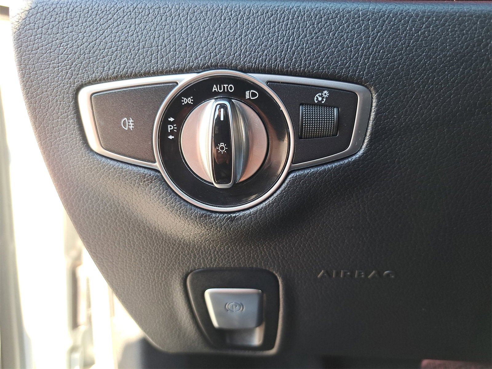 Used 2022 Mercedes-Benz E 350 Sedan w/ AMG Line Exterior image 29