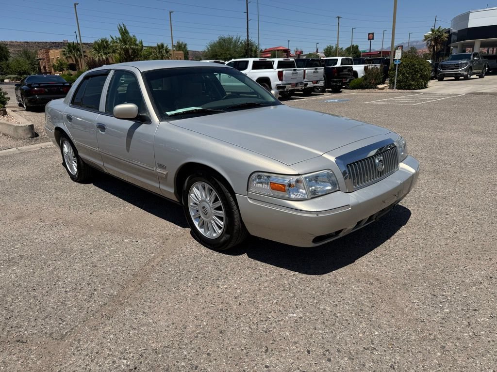 Used 2010 Mercury Grand Marquis LS RWD image 3