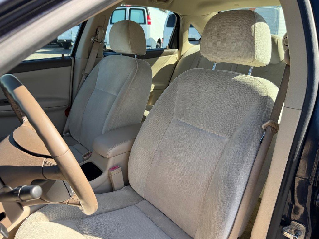 Used 2007 Chevrolet Impala LT w/ Preferred Equipment Group image 18