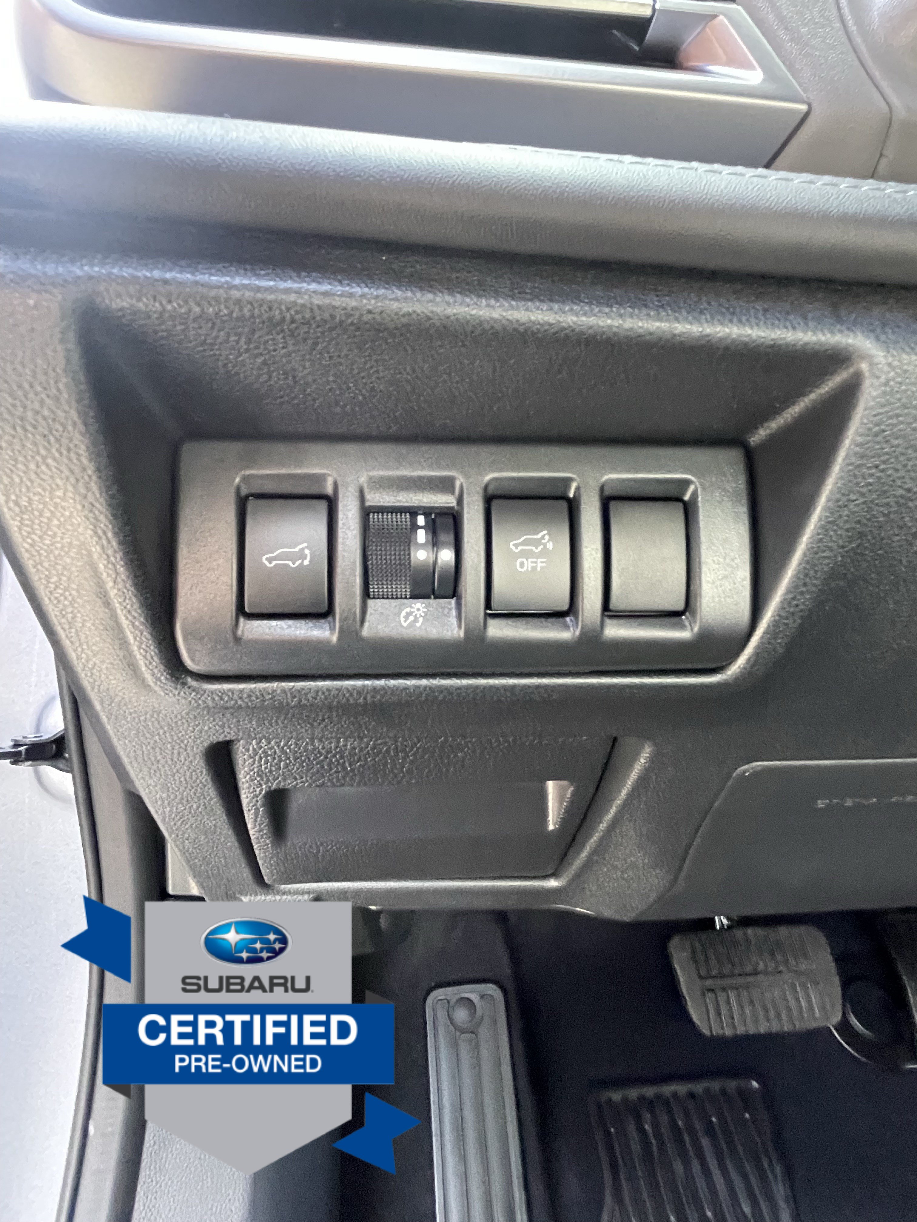 Certified 2025 Subaru Outback Limited AWD/4WD image 24