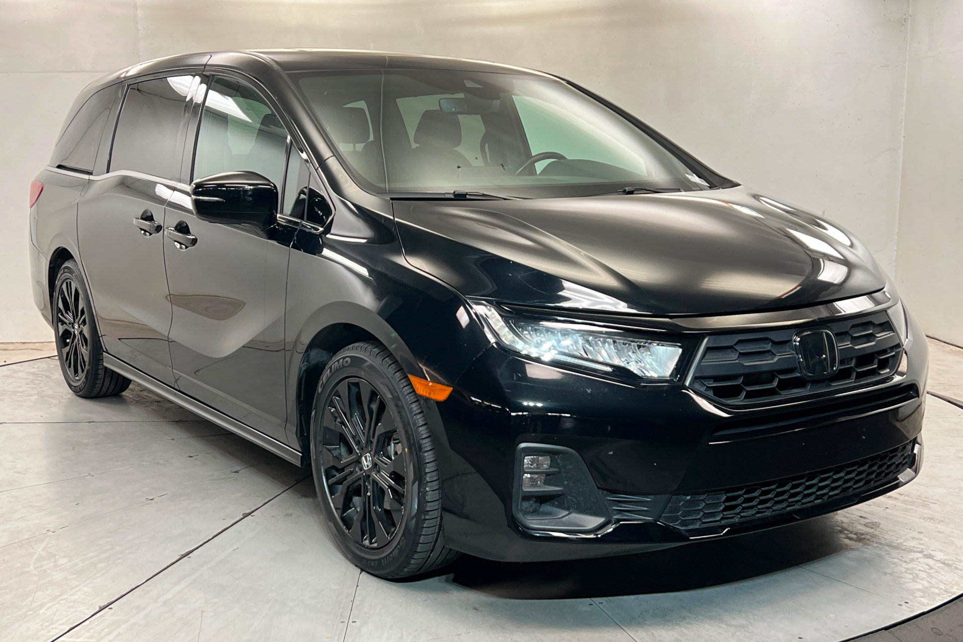 Used 2025 Honda Odyssey Sport-L image 8