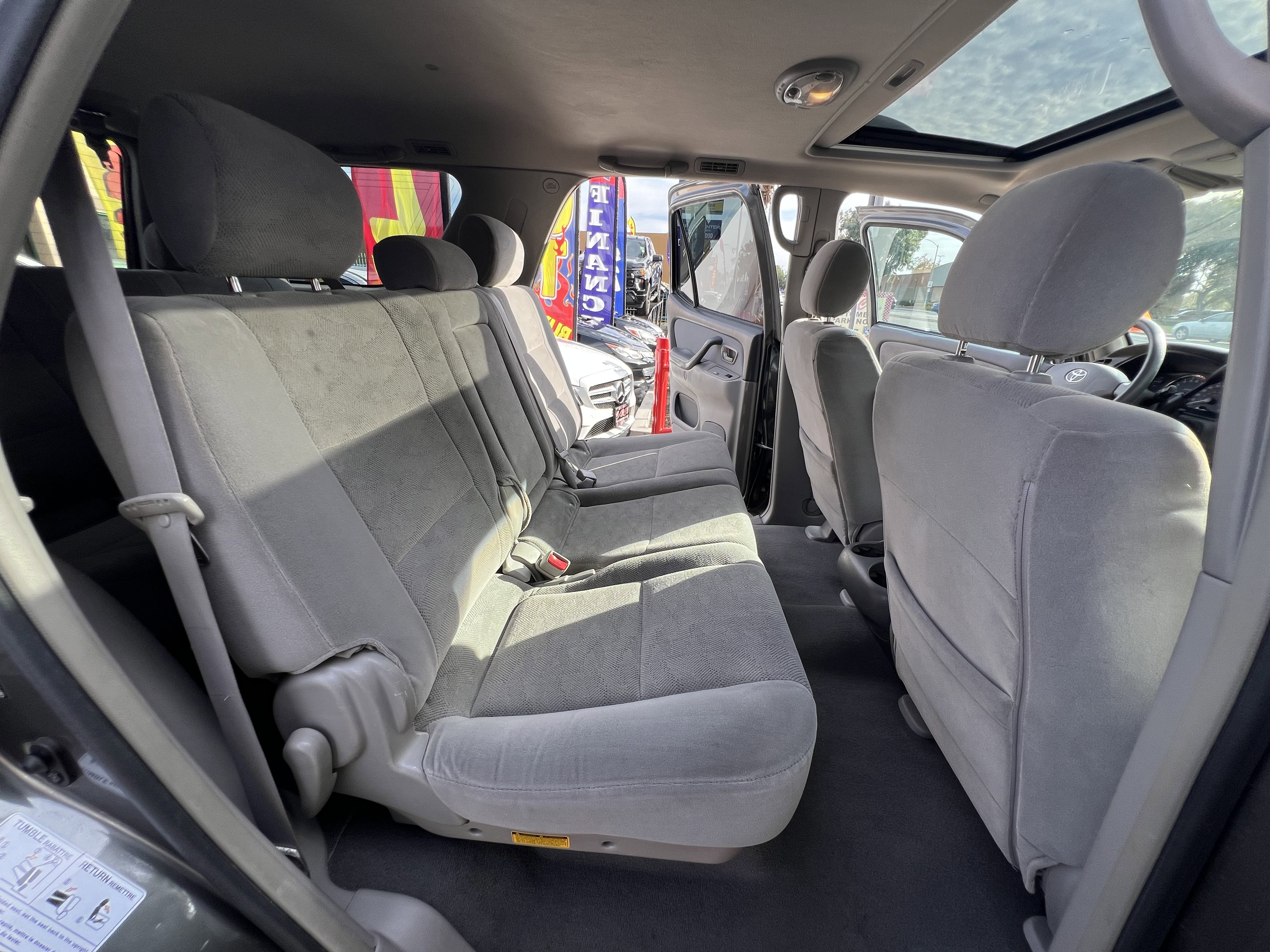 Used 2007 Toyota Sequoia SR5 image 34