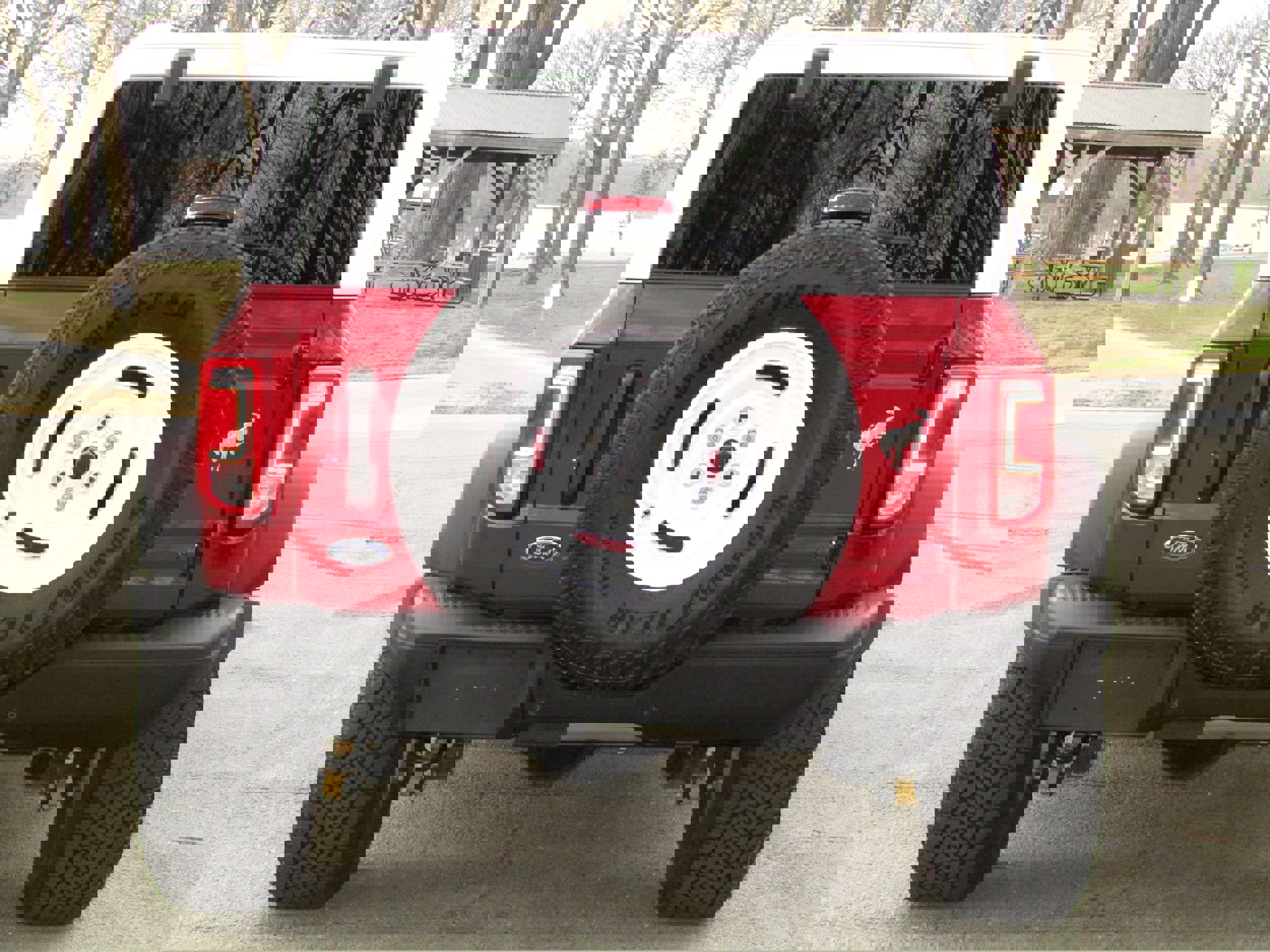 Used 2025 Ford Bronco Heritage Edition image 3