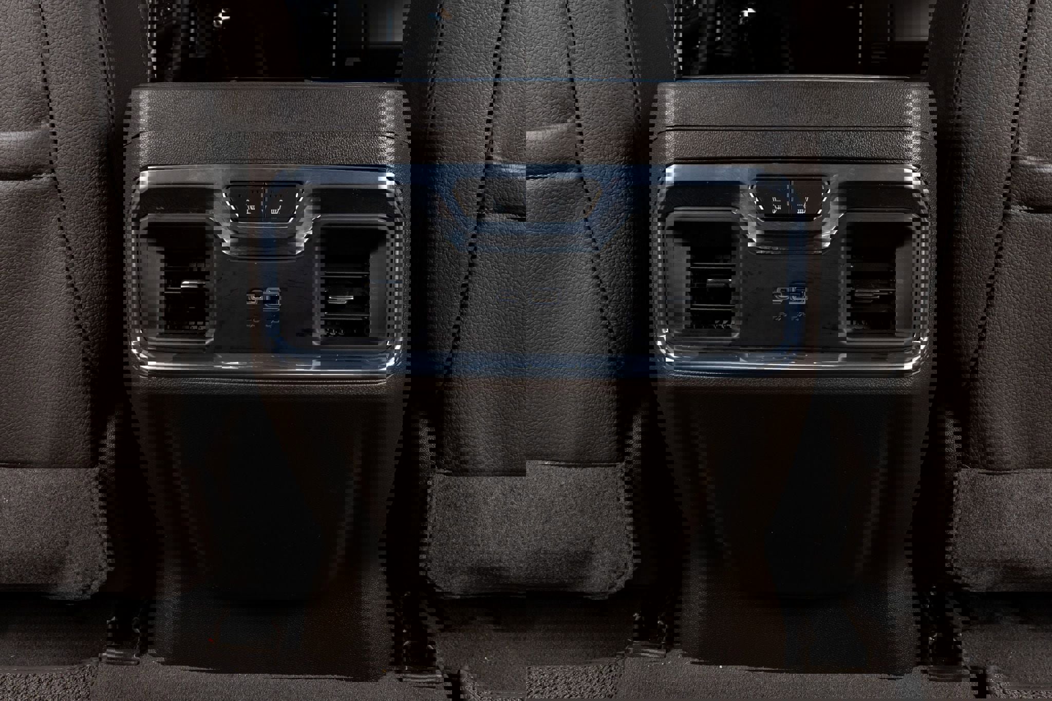 Used 2025 GMC Sierra 2500 Denali w/ Denali Reserve Package image 33