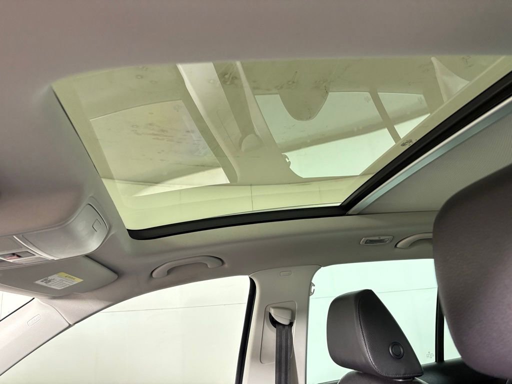 Used 2017 Volkswagen Tiguan Wolfsburg Edition image 30