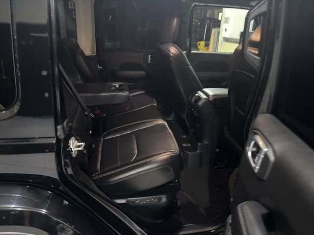 Used 2021 Jeep Wrangler Unlimited Sahara image 37