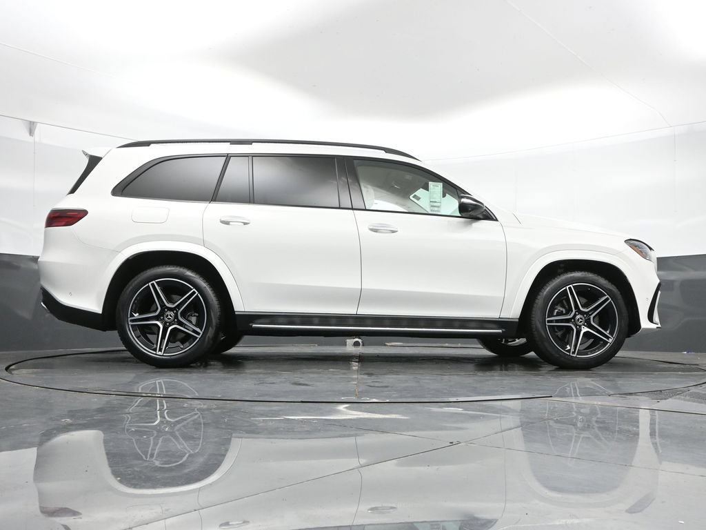 New 2026 Mercedes-Benz GLS 450 4MATIC image 38