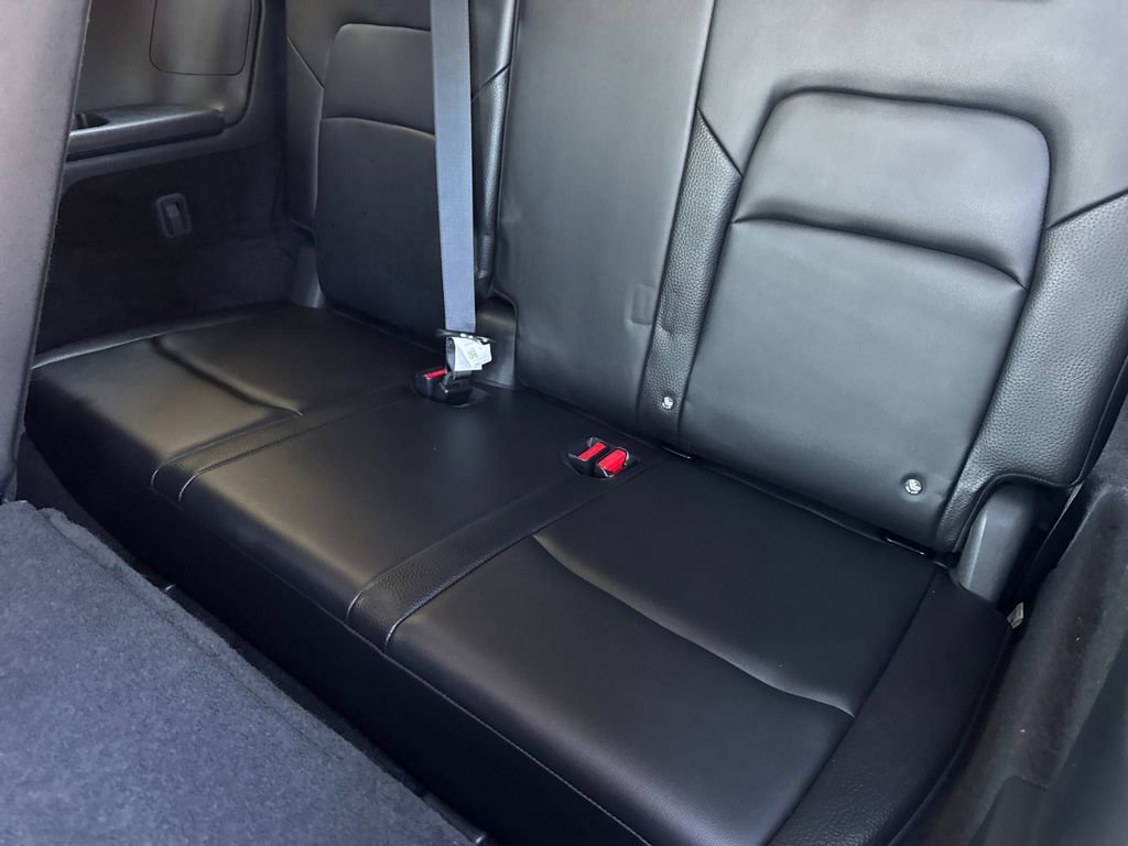 Used 2023 Nissan Pathfinder SL FWD image 14