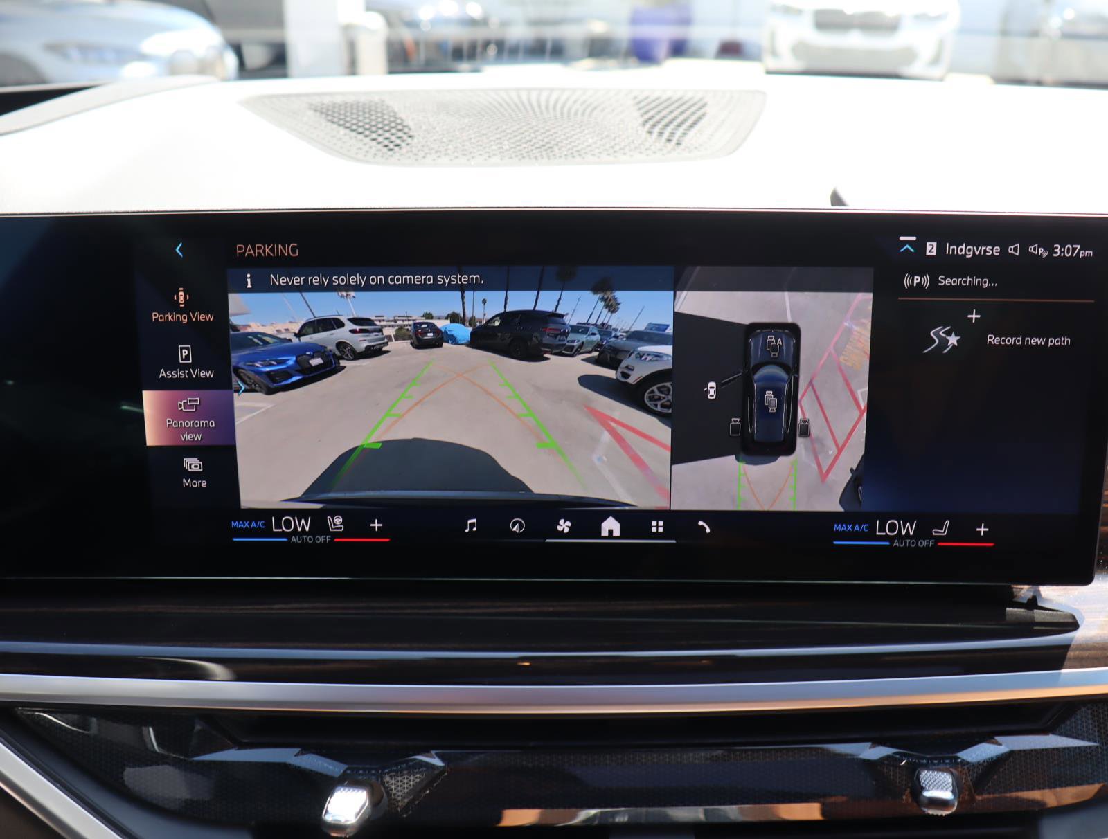 Used 2025 BMW X5 xDrive40i w/ Premium Package image 24