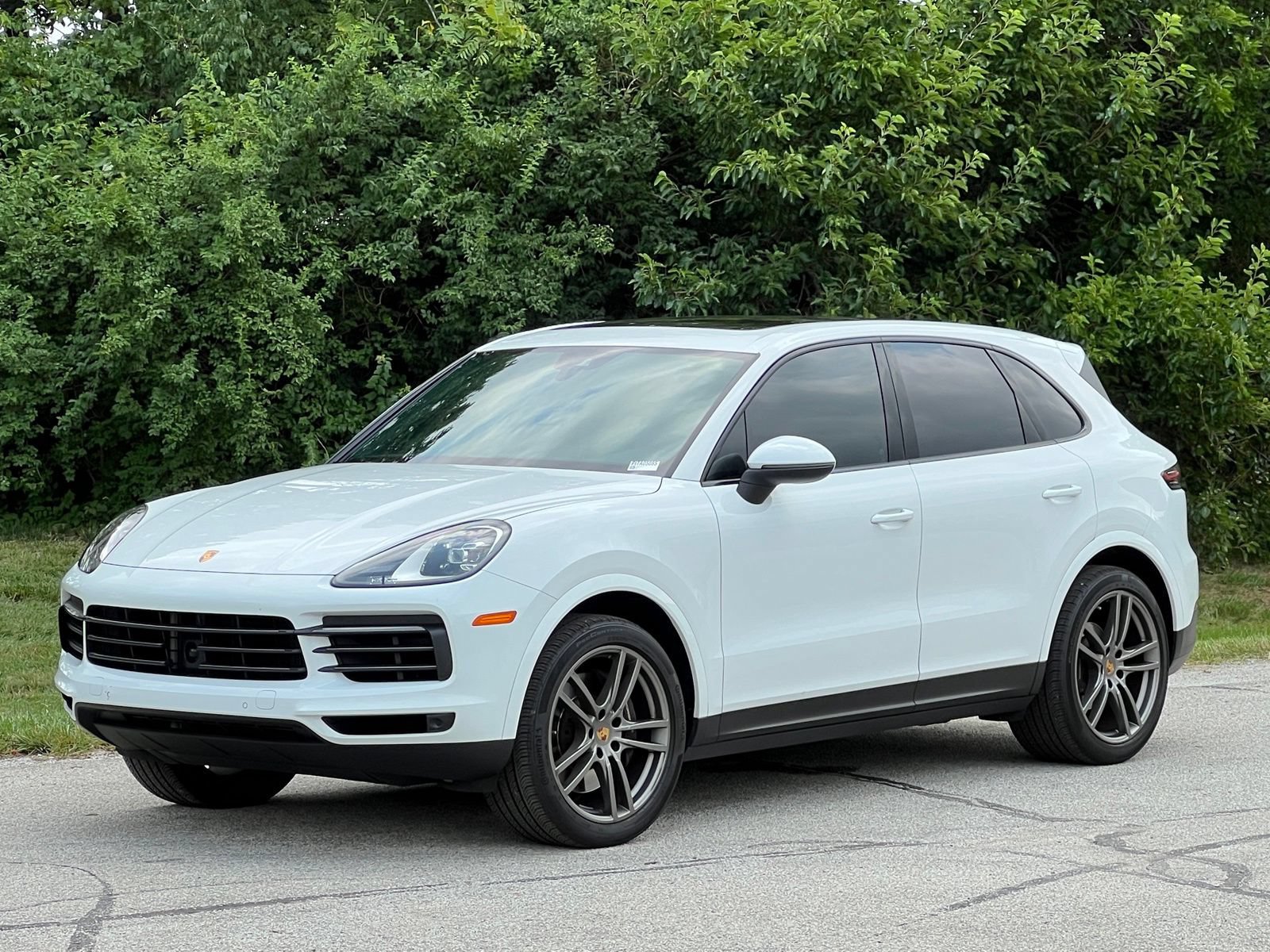 Certified 2023 Porsche Cayenne Platinum Edition AWD/4WD video 1