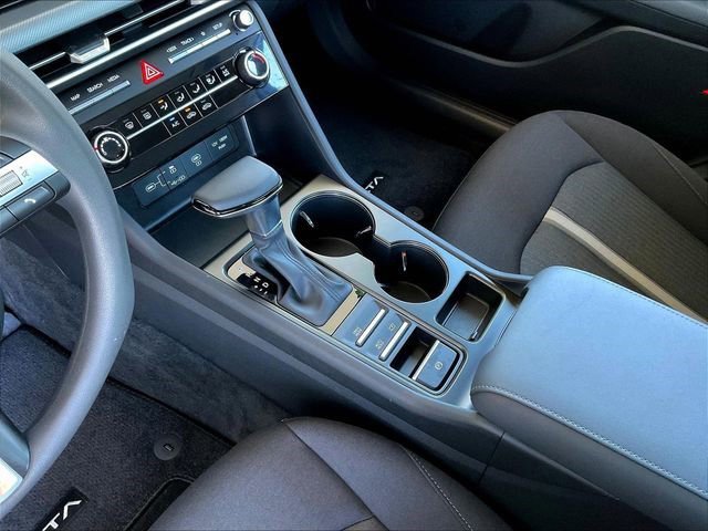 Used 2026 Hyundai Sonata SE FWD image 17