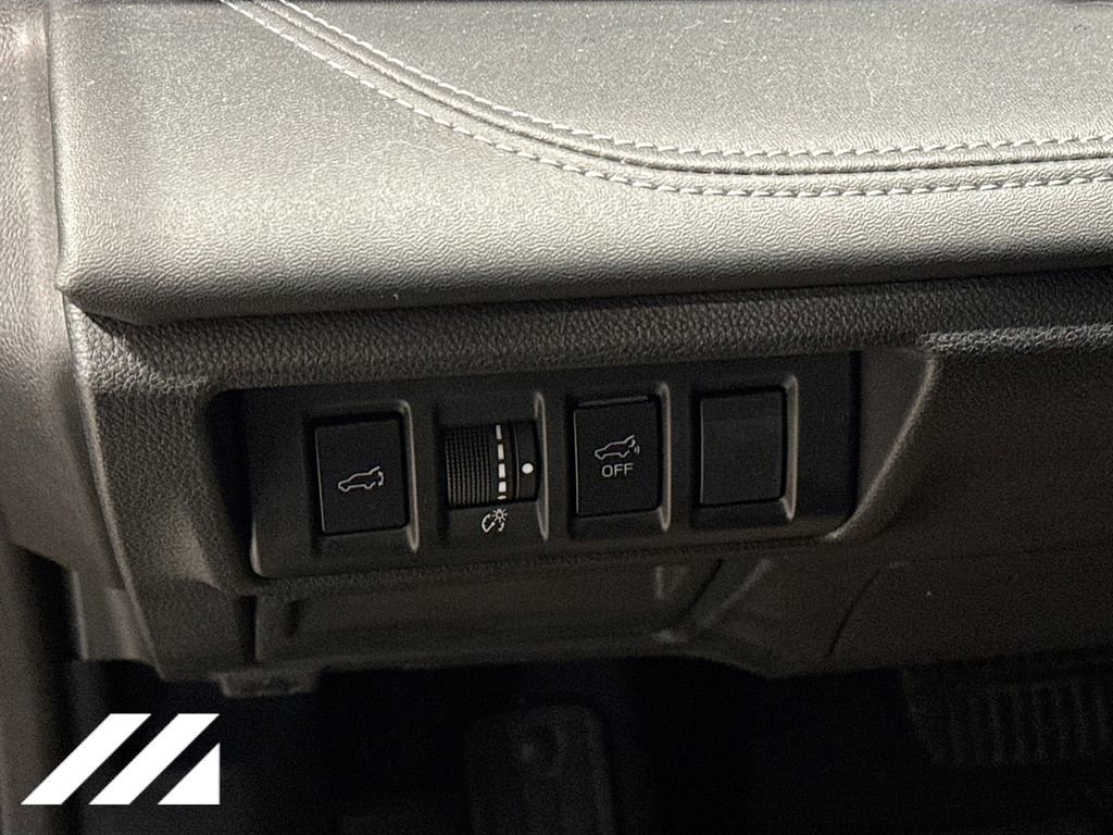 Certified 2023 Subaru Outback Limited XT image 10