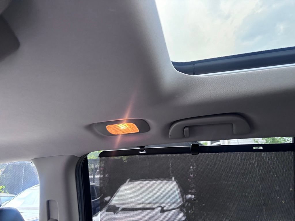 Used 2019 Honda Pilot Elite image 26