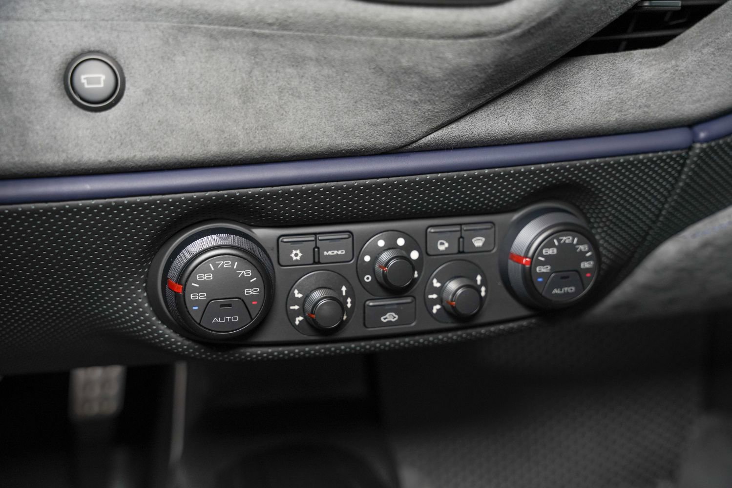 Used 2020 Ferrari 488 Pista Coupe image 47