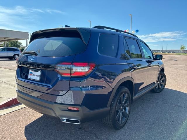 Certified 2025 Honda Pilot Sport image 7