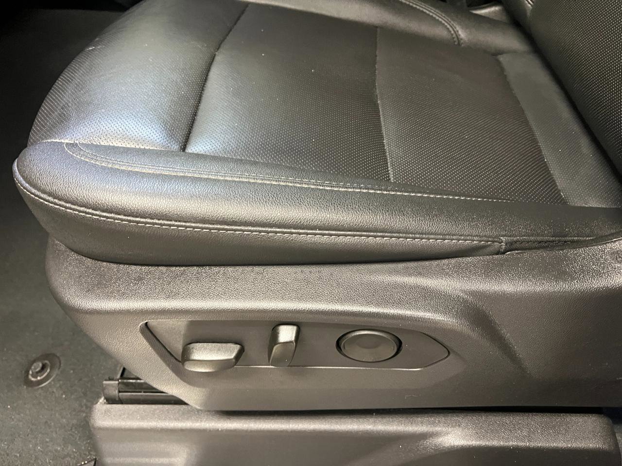 Used 2025 GMC Sierra 1500 SLT image 25