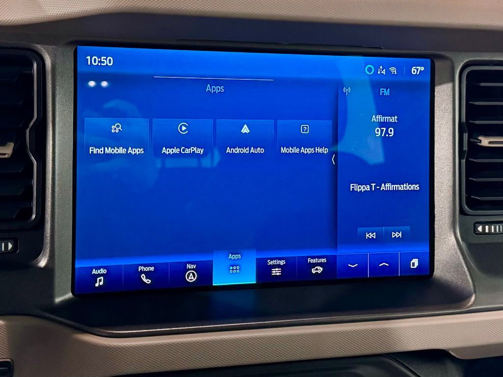 Used 2024 Ford Bronco Big Bend image 18