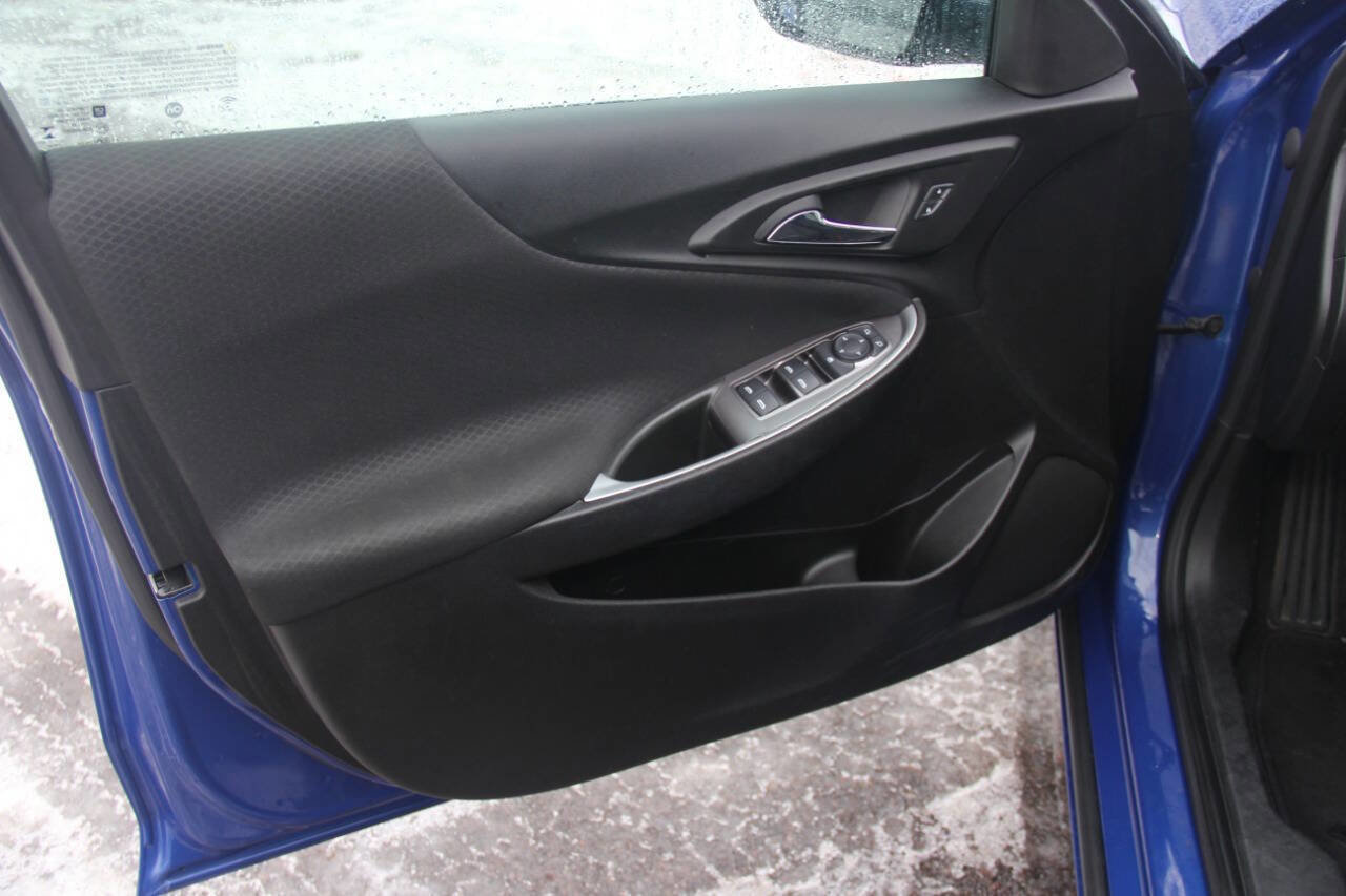 Used 2023 Chevrolet Malibu LT image 21