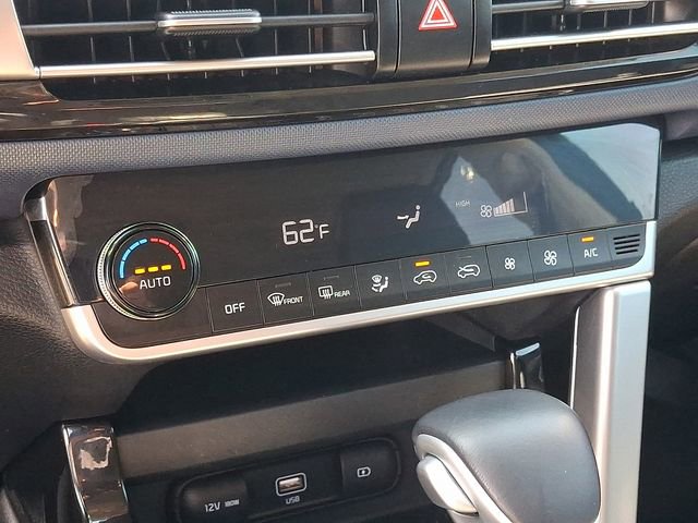 Used 2023 Kia Seltos S w/ Navigation Package image 15