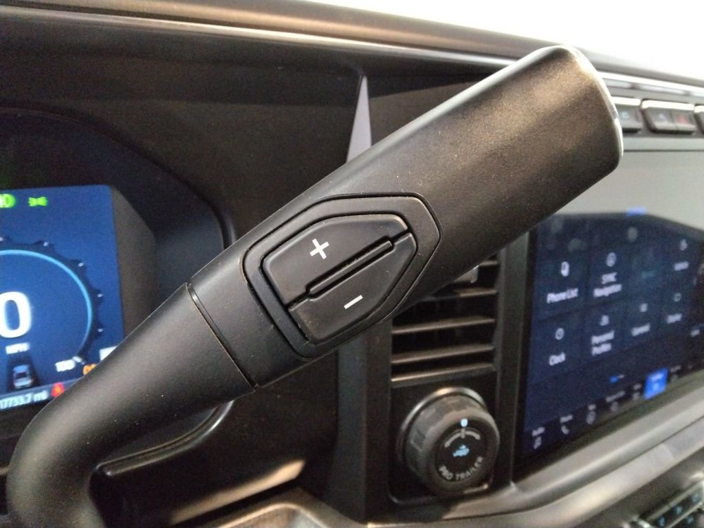 Used 2024 Ford F250 Platinum image 15