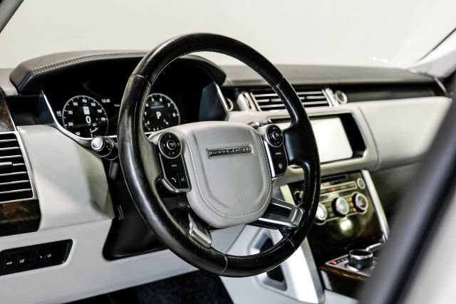 Used 2017 Land Rover Range Rover Long Wheelbase Supercharged AWD/4WD image 17