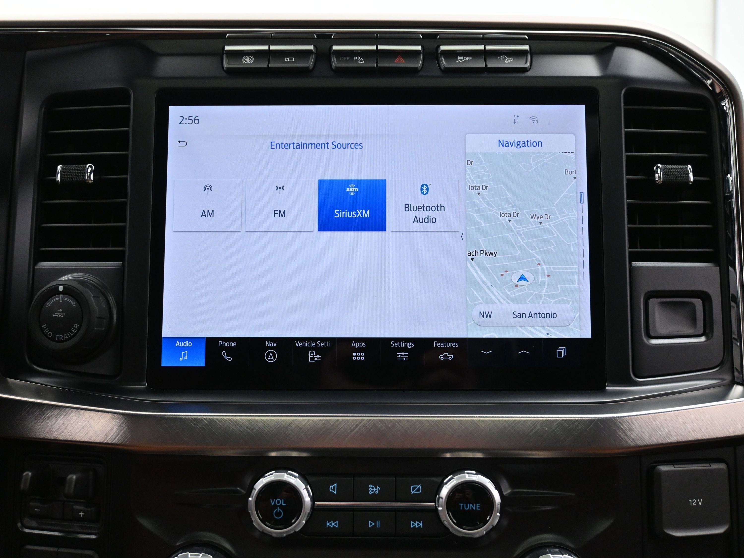 Used 2024 Ford F250 King Ranch w/ Chrome Package AWD/4WD image 33