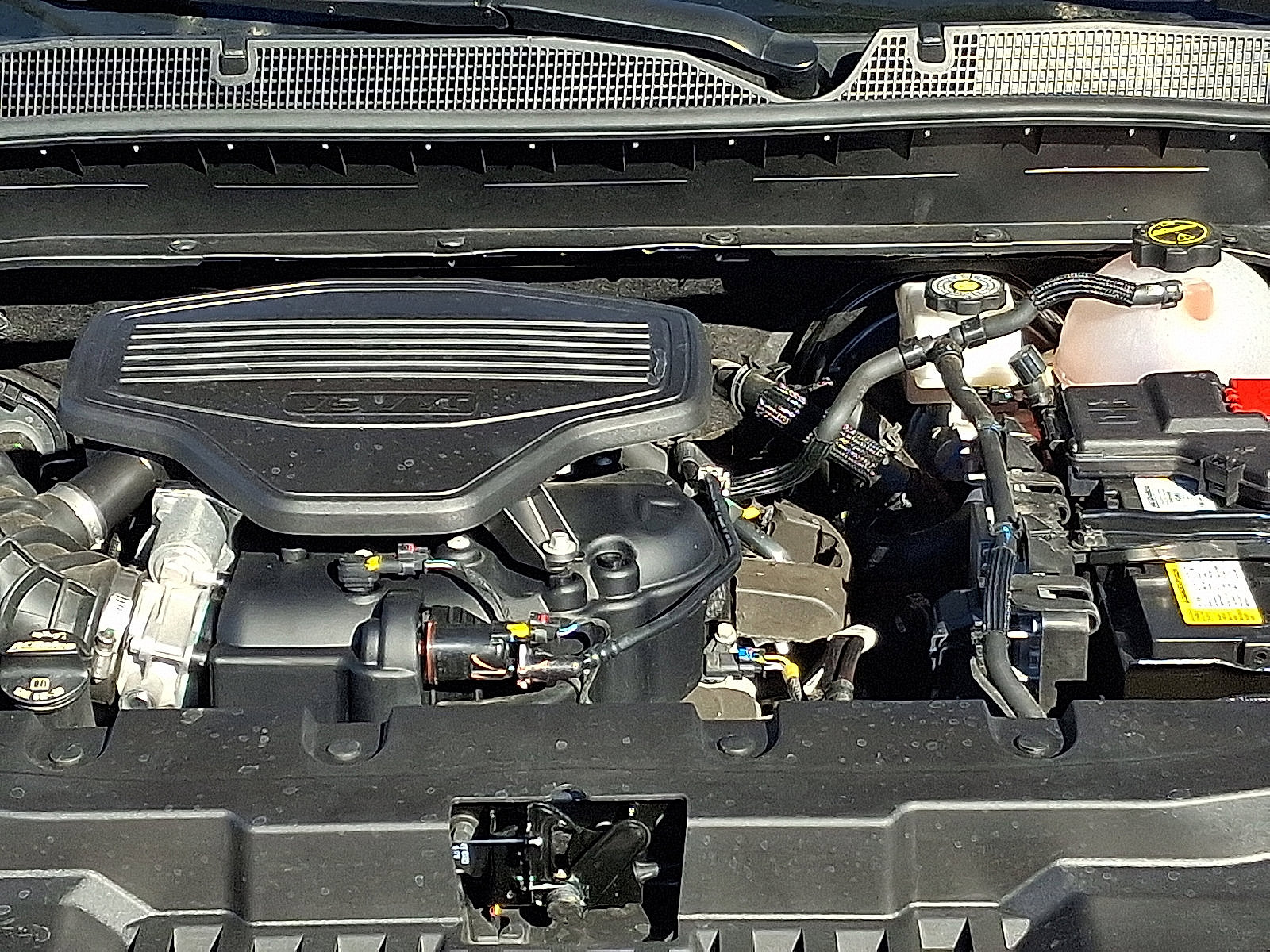 Certified 2025 Chevrolet Blazer RS w/ Driver Confidence II Package image 30