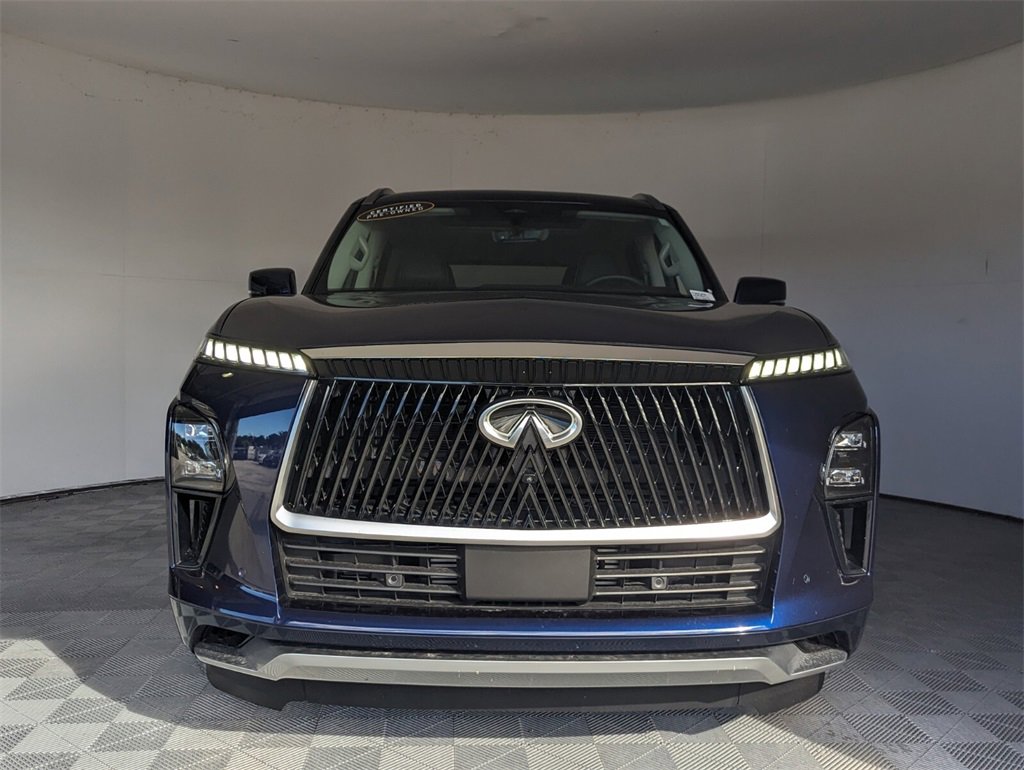 Used 2025 INFINITI QX80 Luxe image 3