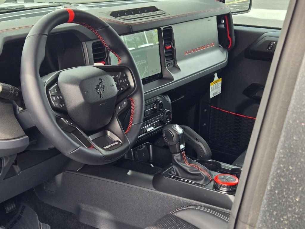 New 2026 Ford Bronco Raptor AWD/4WD image 25