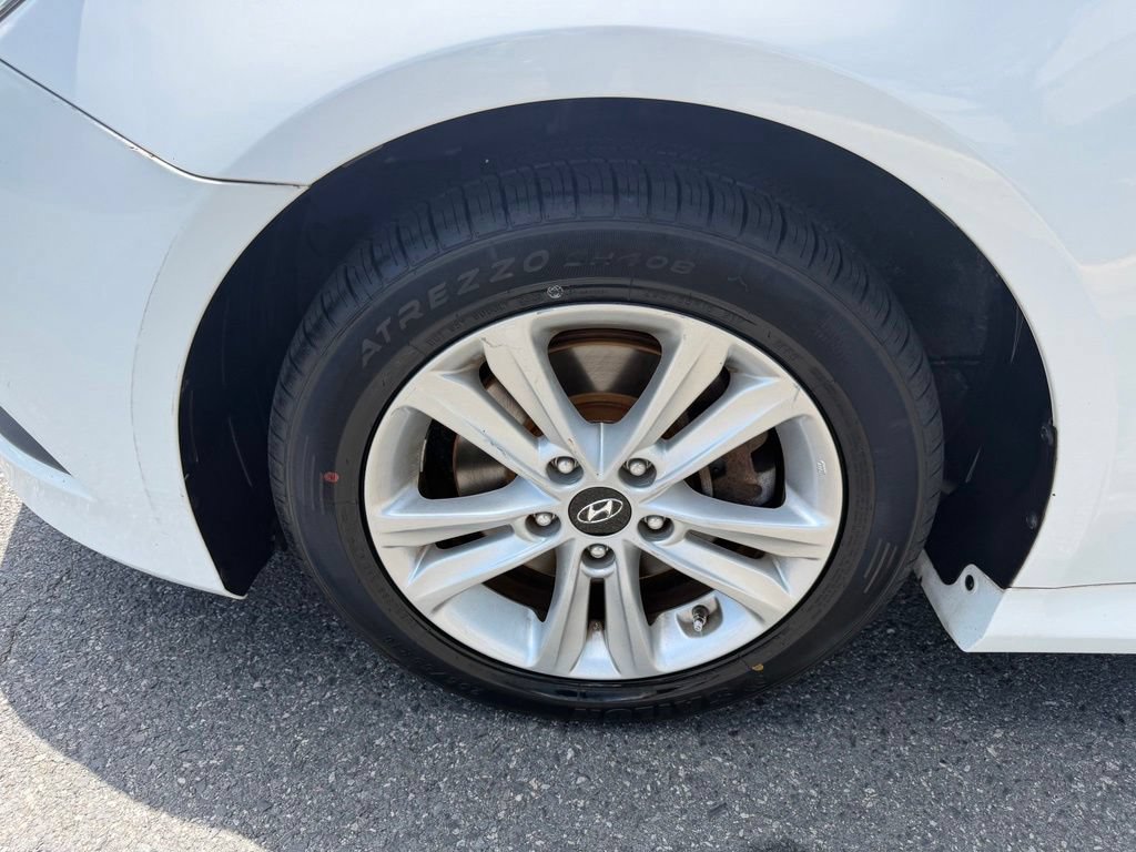 Used 2014 Hyundai Sonata GLS w/ Popular Equipment Group 2 FWD image 11